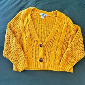 oversized cropped sweater